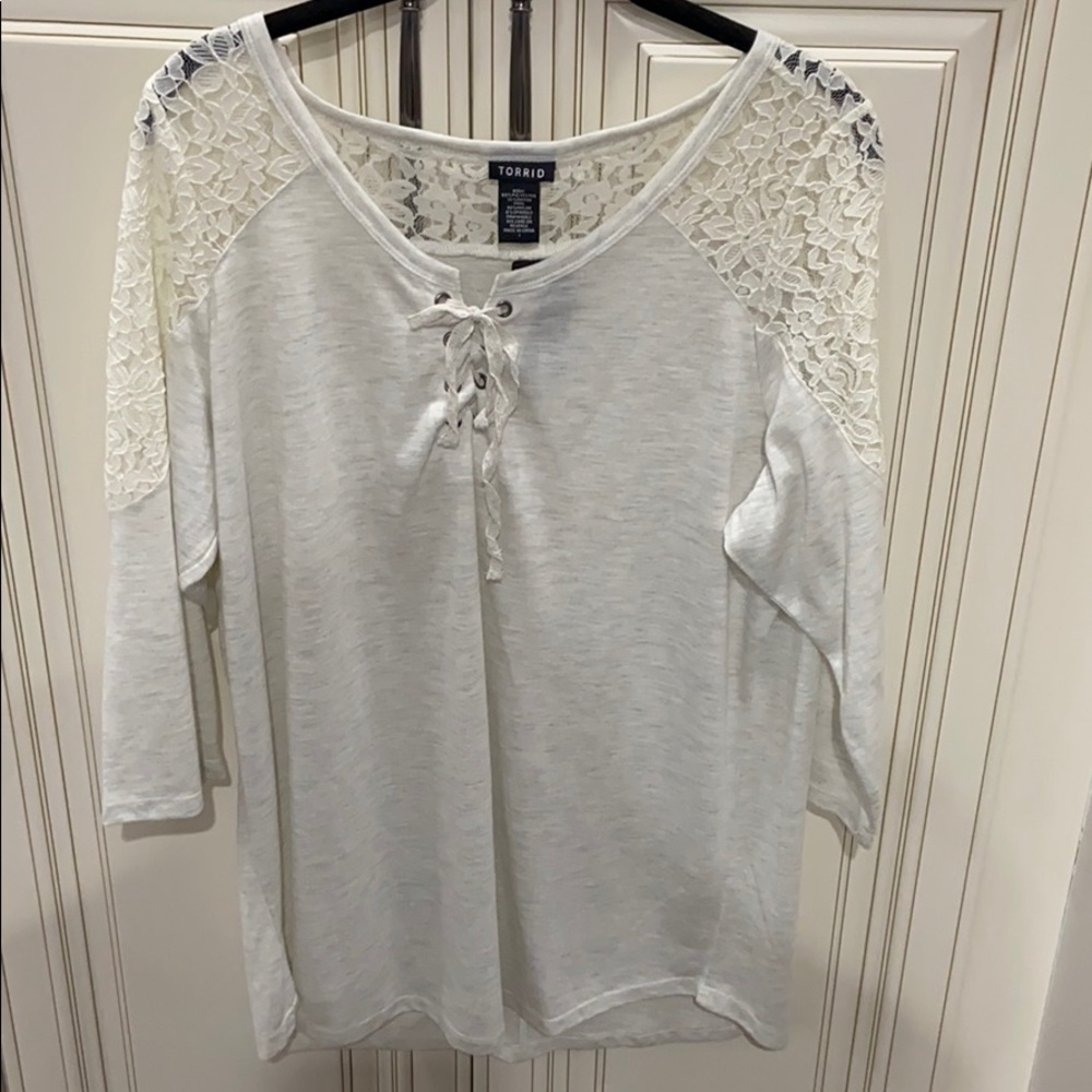 Torrid 3/4 Length Sleeve Top